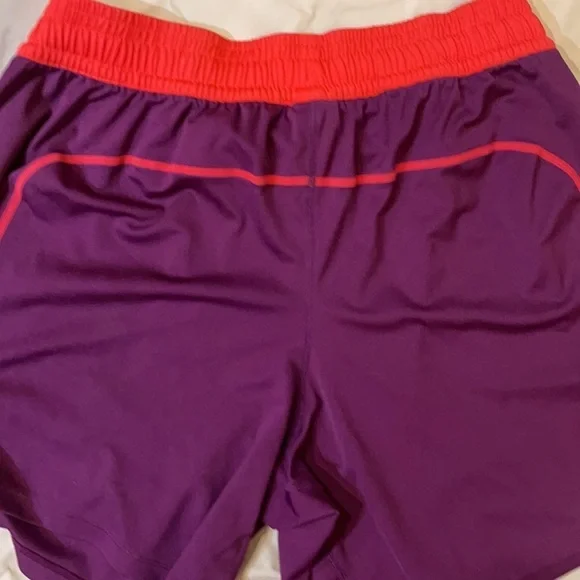 NIKE dri-fit Running Athletic shorts medium - Picture 7 of 9